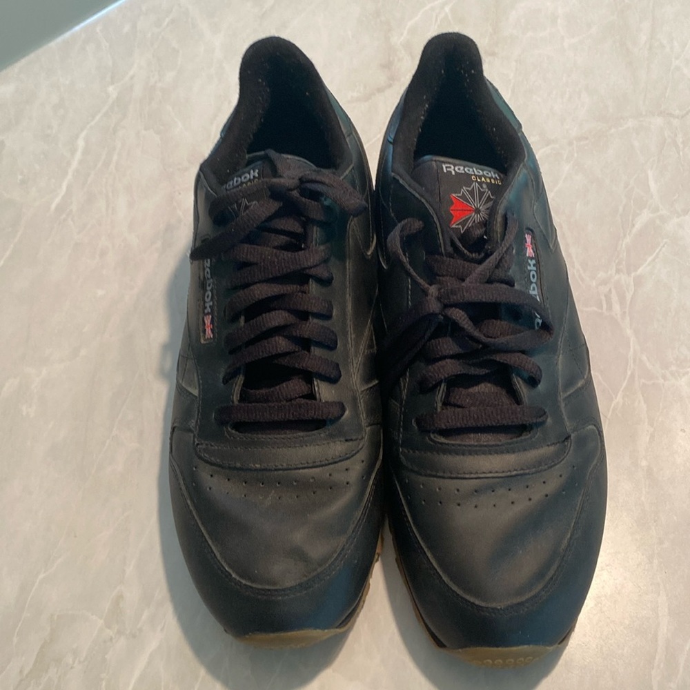 REEBOK Men’s Classic Black Leather Shoes